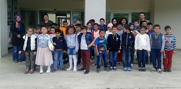 BİRLİKTE FİLM İZLEDİLER