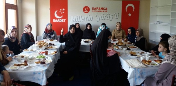 SAADET’TE HANIMLARIN YENİ BAŞKANI AYŞE MÜLAYİM