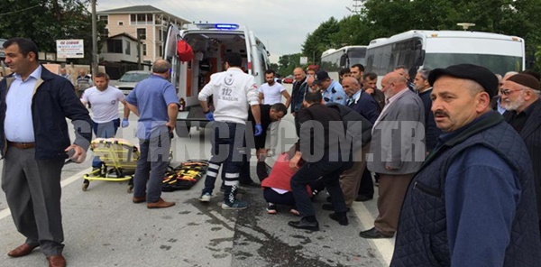 SAPANCA'DA TRAFİK KAZASI:1 YARALI