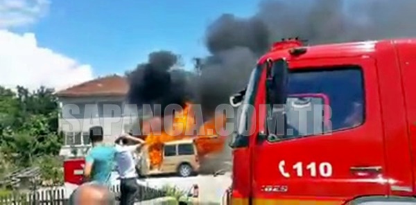 SEYİR HALİNDEKİ PANELVAN YANDI