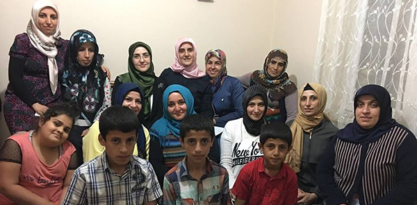 AK PARTİ'DEN ''SOFRANIZ SOFRAMIZDIR'' ETKİNLİĞİ