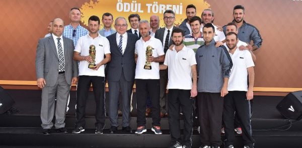 OTOKAR'DAN 448 ÇALIŞANINA ÖDÜL