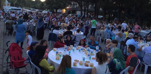 KIRKPINAR HALKI İFTARDA BİR ARAYA GELDİ