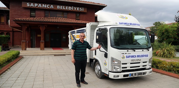 SAPANCA BELEDİYESİ ARAÇ PARKI’NA YENİ KAMYON