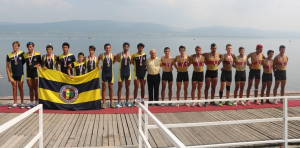 KÜREK ŞAMPİYONASI FİNALİ SAPANCA'DA BAŞLADI