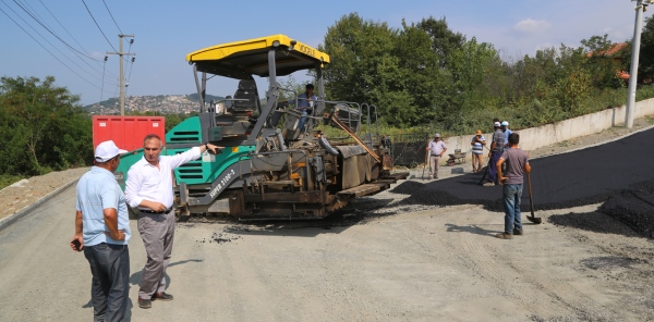 SAPANCA BELEDİYESİ’NDEN ASFALT ATAĞI