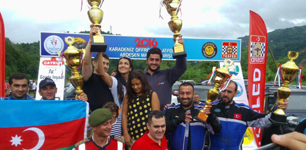 ARDEŞEN'DE GELENEK BOZULMADI