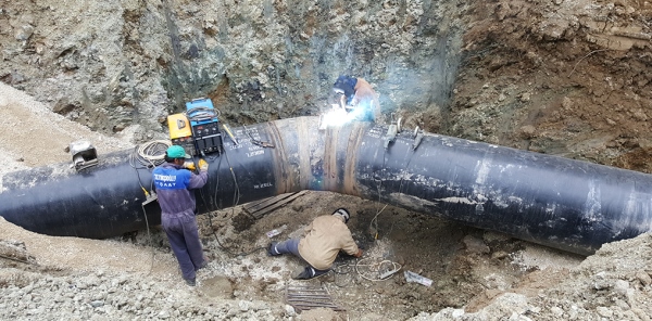 AKÇAY’DA SIRA BARAJ GÖVDESİNDE