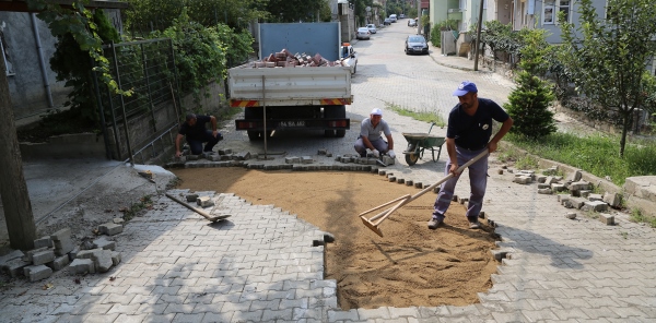 SAPANCA GENELİNDE PARKE TAŞI YOL ONARIMLARI