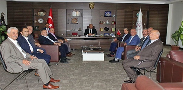 ŞOFÖR ESNAFININ YAŞADIĞI SIKINTILARI MASAYA YATIRDILAR