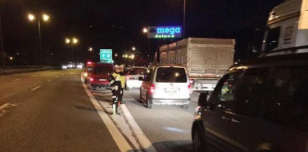 TEM OTOYOLU'NDA ŞÜPHELİ ARAÇ ARAMASI