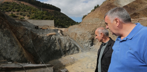 SAPANCA AKÇAY BARAJI’NDA GÖVDE YÜKSELİYOR