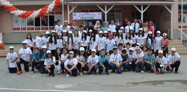 SAPANCA ALAÇAM ORTAOKULU’NDAN REKOR BAŞARI