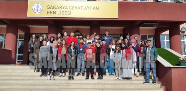 ÖĞRENCİLERE LİSE TANITIM GEZİSİ