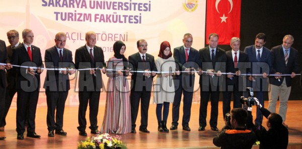 SAPANCA TURİZM FAKÜLTESİ AÇILDI