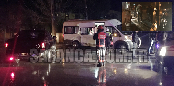 SAPANCA'DA TRAFİK KAZASI: 4 YARALI