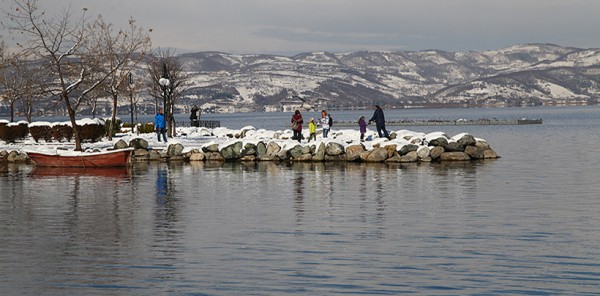 SAPANCA GÖLÜ’NDE SON 10 YILIN REKORU KIRILDI