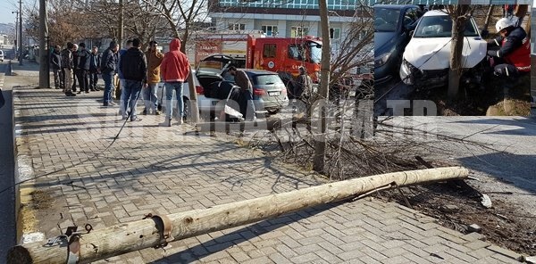 SAPANCA’DA TRAFİK KAZASI: 1 YARALI