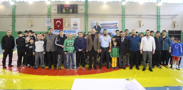 MİNİKLERE MİNDER DAR GELDİ