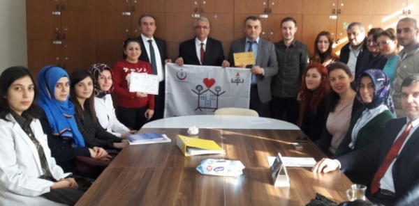 SAPANCA SİNAN GÖKSUN ORTAOKULU’NA BEYAZ BAYRAK