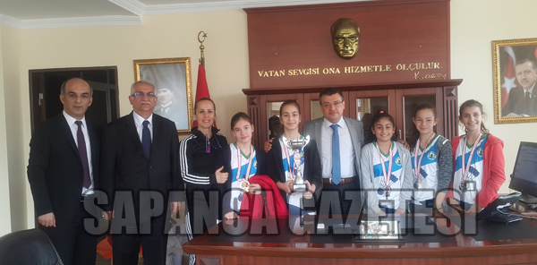 SAPANCA ALAÇAM ORTAOKULU İL İKİNCİSİ OLDU