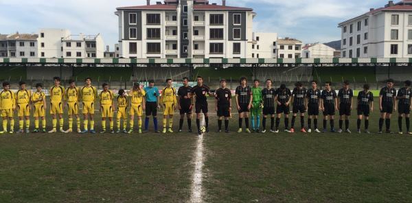 AKADEMİ LİGE HIZLI BAŞLADI: 6-0