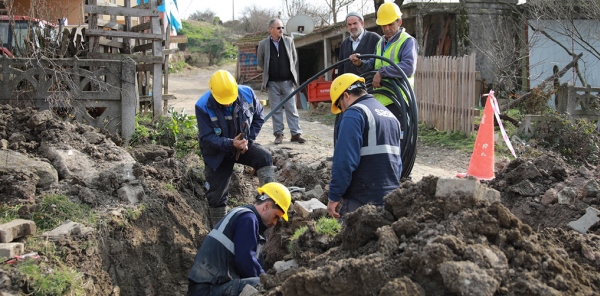 SAPANCA GÖLÜ'NÜN SUYU KAYNARCA'DA