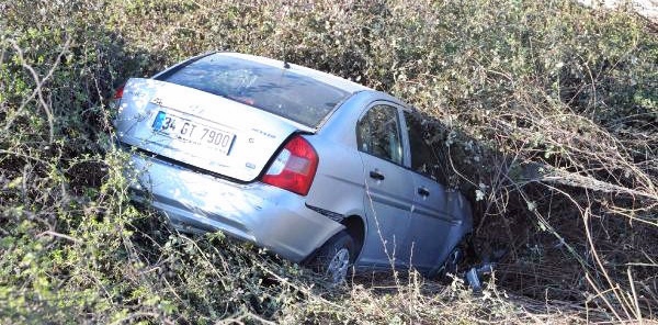 OTOMOBİL ŞARAMPOLE YUVARLANDI: 7 YARALI