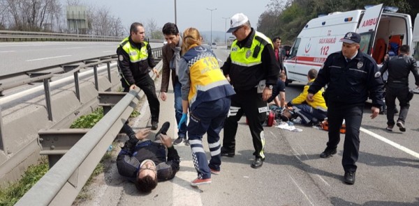 MOTOSİKLET KAZASI 1 ÖLÜ, 2 YARALI