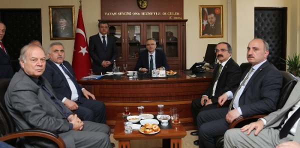 BAKAN AĞBAL SAPANCA KAYMAKAMLIĞINI ZİYARET ETTİ