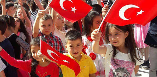 SİNAN GÖKSU'DA COŞKULU 23 NİSAN KUTLAMASI