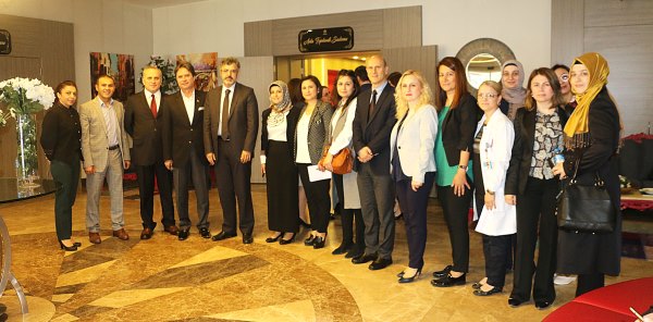 SEZARYENLE DOĞUMUN AZALTILMASINA YÖNELİK SEMİNER