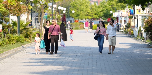 İSTANBUL'UN ''ARKA BAHÇESİ'' SAPANCA
