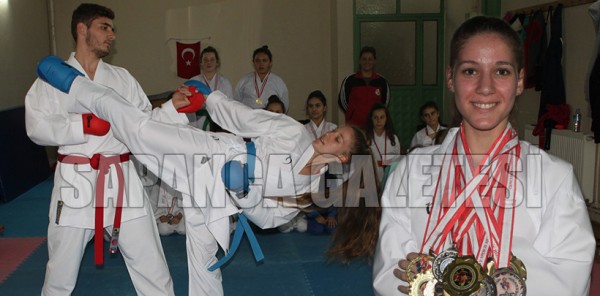 KARATENİN ALTIN KIZI BEYZANUR