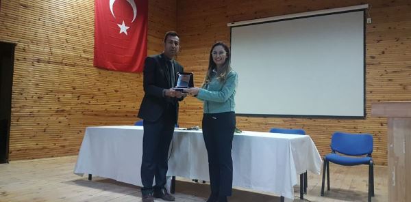 ÖĞRENCİLERİN İLK KONUĞU DR. BOSTANCI OLDU