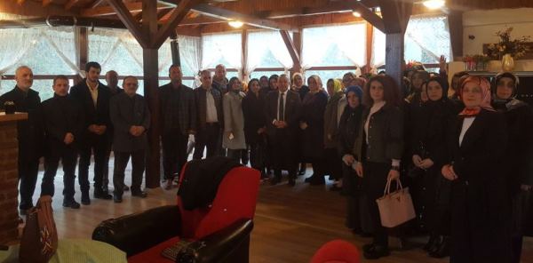 KADIN KOLLARI TOPLANTIDA BİR ARAYA GELDİ