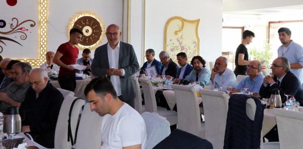 ''SAPANCA-ADAPAZARI ARASINA TRAMVAY YAPILMALI''