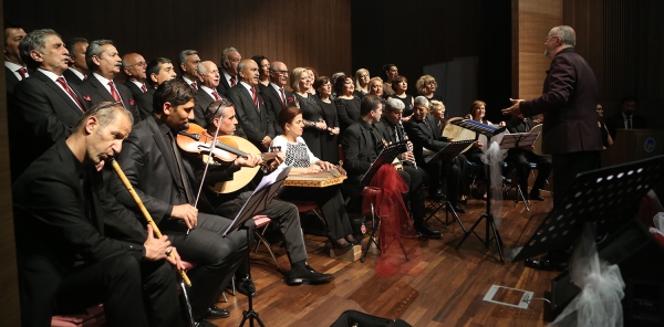 SANATSEVERLER KEYİFLİ DAKİKALAR YAŞADI