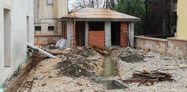 'ÖĞLENDE SIRAYA GİRERİZ, İKİNDİYE YETİŞİRİZ'