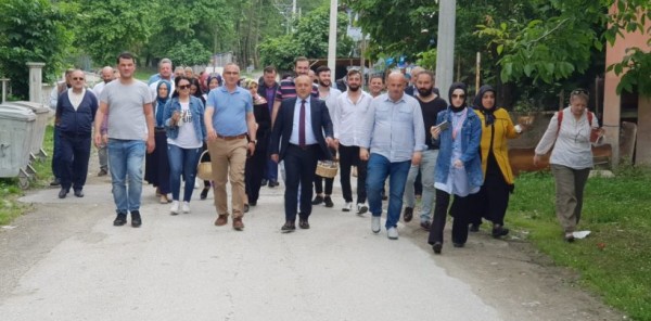 AK PARTİ TAM KADRO SAHADA