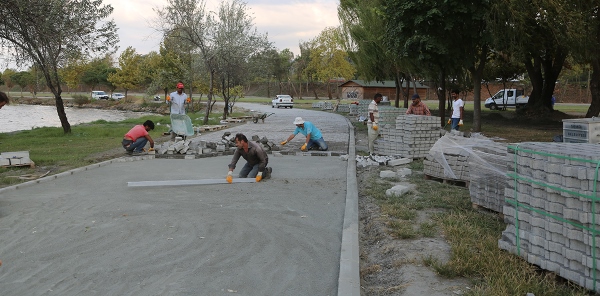 FUAR ALANINDA ÇALIŞMALAR SÜRÜYOR