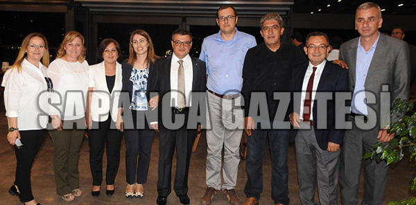 KAYMAKAM ADA'YA VEDA YEMEĞİ