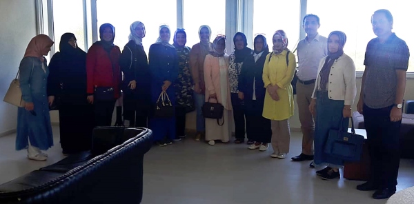 KADIN KOLLARINDAN HAYIRLI OLSUN ZİYARETİ