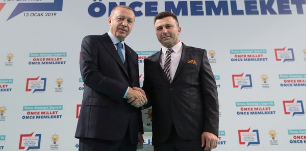 SAPANCA BELEDİYE BAŞKAN ADAYI ÖZCAN ÖZEN