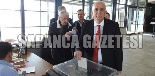 NECATİ BAŞAR GÜVEN TAZELEDİ