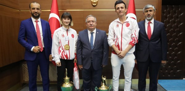 VALİ NAYİR, AVRUPA ŞAMPİYONUNU AĞIRLADI