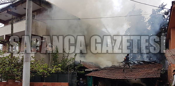 SAMANLIK YANGINI KORKUTTU