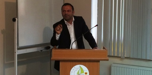 'PAVYONLAR İSKAN ALANI DIŞINA TAŞINSIN'