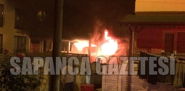 SAPANCA'DA KORKUTAN YANGIN