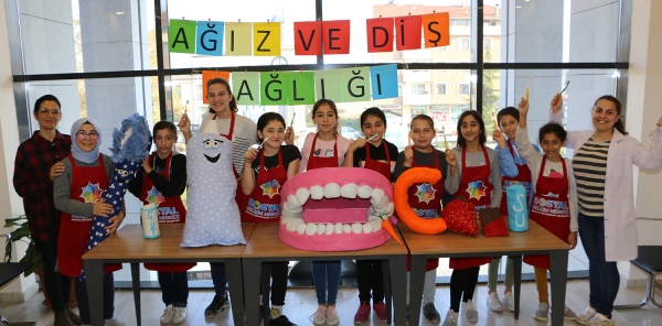 MİNİKLER DİŞ SAĞLIĞININ ÖNEMİNE DİKKAT ÇEKTİ